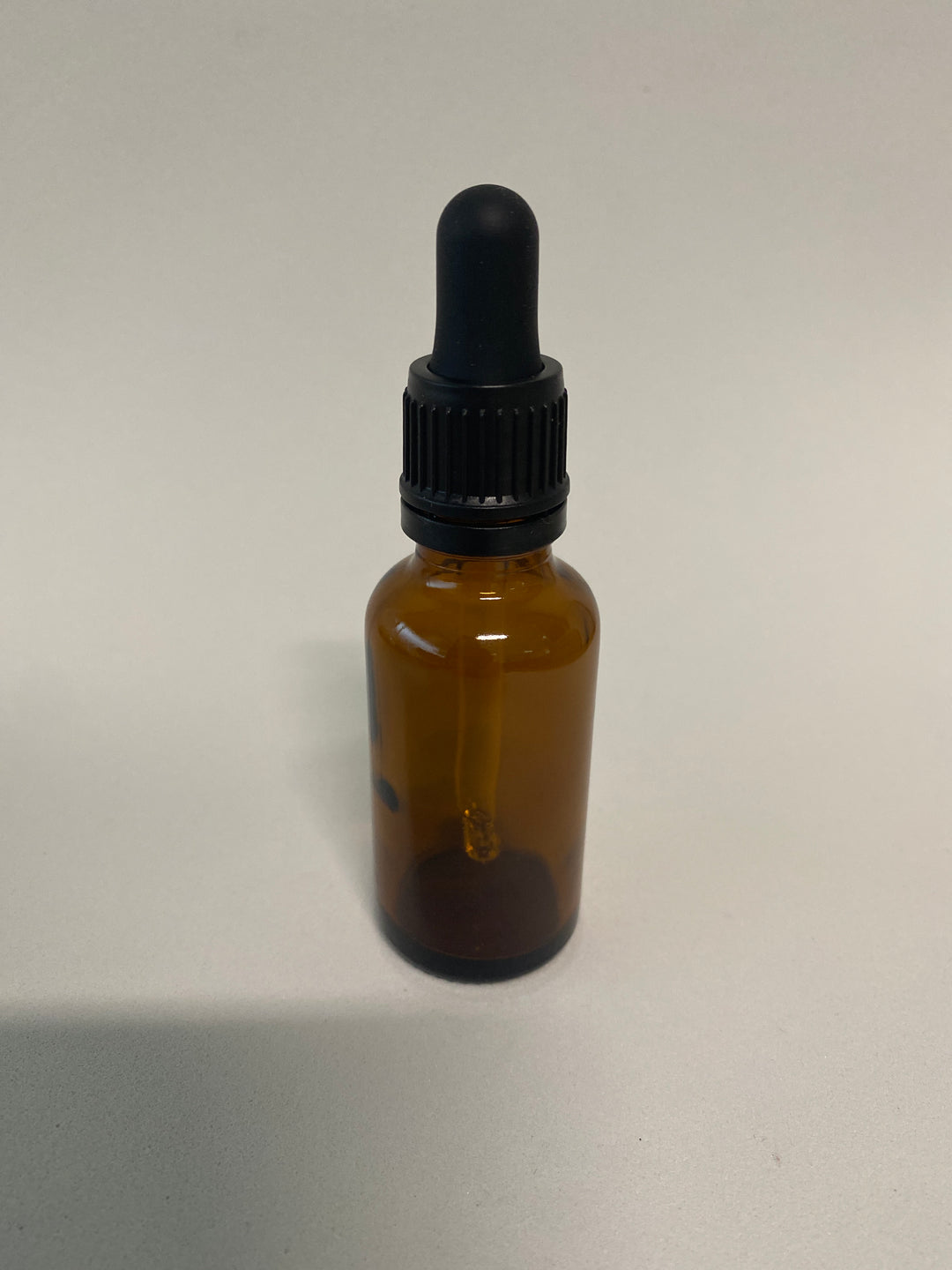 30ml bottle with amber glass pipette