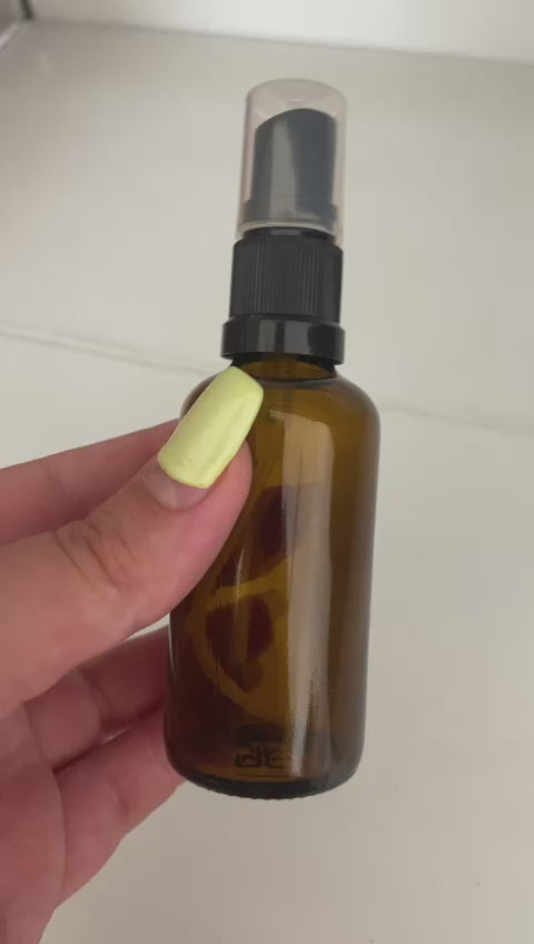 Amber Glass Spray Bottle 100ml